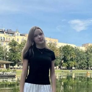 Поздравляем выпускников с поступлением в вузы и колледжи в сфере искусства! Мария Медведкова