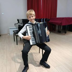Юные музыканты ЖДШИ № 1 стали лауреатами Окружного фестиваля‑конкурса исполнителей на русских инструментах «Слёт виртуозов»